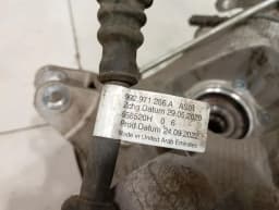 PORSCHE Porsche 911 992 Right Rear Hub 992505436C Wheel Bearing Housing Rear Right — thumbnail 7