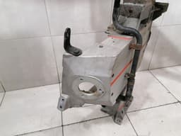 ASTON MARTIN ASTON MARTIN DB9 steering wheel 8G43-LSA01-GA DB9 lock carrier CRADLE FRONT — thumbnail 4