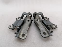 ASTON MARTIN Aston Martin DB9 Volante Bonnet Hinge LHS 4G43-64-10917 Hood Hinge Left — thumbnail 4