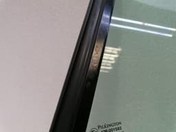 ASTON MARTIN ASTON MARTIN DB9 Volante Left Quarter Glass 4G43-N29751-BA Door Window Rear Li — thumbnail 7