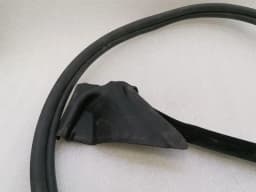 BENTLEY Bentley Continental GT 18-24 3S 3SD Door Seal 3SD867367B Door Seals — thumbnail 3