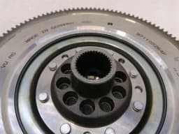 BENTLEY Bentley Continental GT 18-24 3S 3SD Flywheel 971105264f Flywheel — thumbnail 3