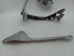 BENTLEY Bentley Continental GT 18-24 3S 3SD Front Wing Bracket 3SD821225C Holder Left — thumbnail 4
