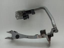 BENTLEY Bentley Continental GT 18-24 3S 3SD Front Wing Bracket 3SD821225C Holder Left — thumbnail 7