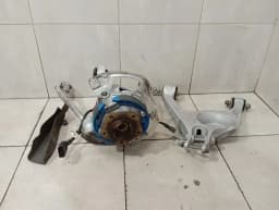 BENTLEY Bentley Continental GTC 18-24 3S 3SD Left Hub 971505435F Rear Wheel Bearing Housing — thumbnail 9