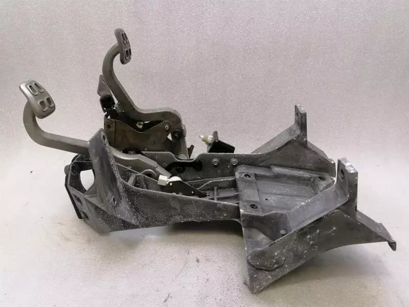 CHEVROLET CHEVROLET CORVETTE C6 10354150 PEDAL, BRAKE CLUTCH KIT PEDAL, BRAKE CLUTCH KIT