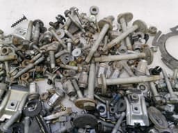 CHEVROLET CHEVROLET CORVETTE C6 SCREENS SCREWS BOLTS FROM ONE CAR SET SCREWS — thumbnail 8