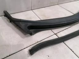 CHEVROLET Chevrolet Corvette C6 Windshield Cowl Panel Cover 15822873 Windshield Bezel — thumbnail 9