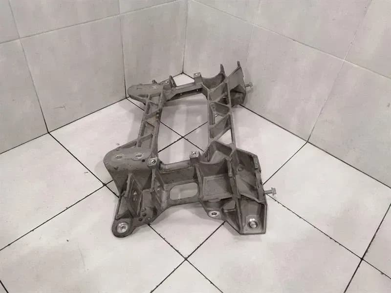 Chevrolet Corvette C6 subframe rear 15864493 axle frame rear axle