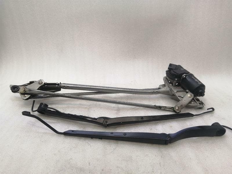 Chevrolet Corvette C6 Front Wiper Engine 15147565 Wiper Motor Front