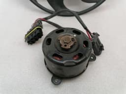 CHEVROLET CHEVROLET CORVETTE C6 Radiator Fan 15819952 Lüfter Elektrolüfter PART OF ASEMBLY — thumbnail 2