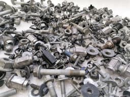 CHEVROLET CHEVROLET CORVETTE C6 SCREENS BOLTS FROM ONE CAR SET SCREWS — thumbnail 2