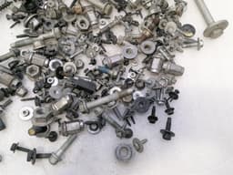 CHEVROLET CHEVROLET CORVETTE C6 SCREENS BOLTS FROM ONE CAR SET SCREWS — thumbnail 6