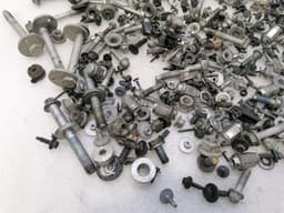 CHEVROLET CHEVROLET CORVETTE C6 SCREENS BOLTS FROM ONE CAR SET SCREWS — thumbnail 7