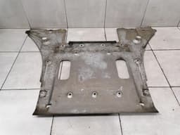 ASTON MARTIN Aston Martin Vantage V12 Undertray BG33-L17C857-KB Underbody Trim — thumbnail 7