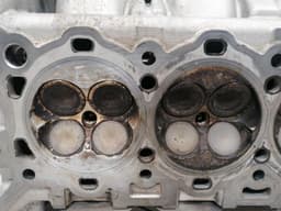ASTON MARTIN ASTON MARTIN VANTAGE V12 Cylinder Head CD33-6090-BB CYLINDER HEAD — thumbnail 10