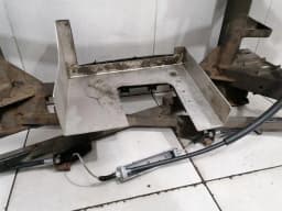 ASTON MARTIN ASTON MARTIN VANTAGE V12 Subframe Rear BG33-53003-AE Axle Frame Rear Axle — thumbnail 5