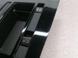 ASTON MARTIN ASTON MARTIN VANTAGE V12 Ashtray V12S Ashtray — thumbnail 8