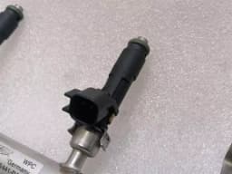 ASTON MARTIN Aston Martin Vantage V12 Fuel Rail 4G4E-9S441-CA Fuel Injector Pipe Manifold — thumbnail 5
