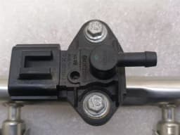 ASTON MARTIN Aston Martin Vantage V12 Fuel Rail 4G4E-9S441-CA Fuel Injector Pipe Manifold — thumbnail 7