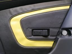 ASTON MARTIN ASTON MARTIN VANTAGE V12 Door Card Front Right 6G33-2396-ABW RHD RIGHT HANDLEBAR — thumbnail 3