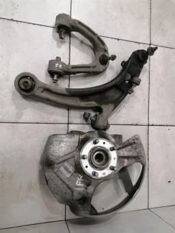 ASTON MARTIN ASTON MARTIN VANTAGE V12 S Right Front Hub V12S Wheel Bearing Case Front Right — thumbnail 2