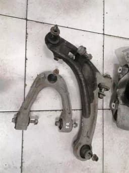 ASTON MARTIN ASTON MARTIN VANTAGE V12 S Right Front Hub V12S Wheel Bearing Case Front Right — thumbnail 4