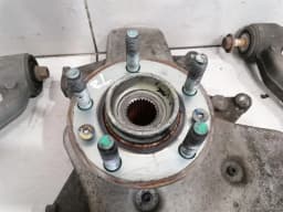 ASTON MARTIN Aston Martin Vantage V12 S Left Rear Hub V12S Wheel Bearing Housing Rear Left — thumbnail 2