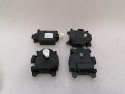 ASTON MARTIN ASTON MARTIN VANTAGE V12 6G33-F9C070-AA HVAC ACTUATOR SET — thumbnail 1