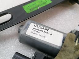 ASTON MARTIN ASTON MARTIN VANTAGE V12 Right Door Winder 6G33-F23200-AE Power Window Right — thumbnail 2