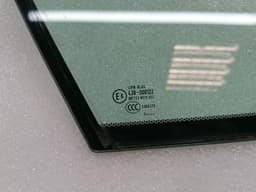 ASTON MARTIN Aston Martin Vantage V12 Left Front 1/4 Glass 6G33-C21411-CA Door Glass 1/4 Front — thumbnail 5
