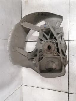 ASTON MARTIN ASTON MARTIN VANTAGE V12 S Right Front Hub V12S Wheel Bearing Case Front Right — thumbnail 6