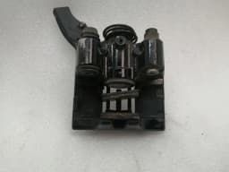 ASTON MARTIN ASTON MARTIN DBS V12 08-12 Left Rear Caliper AD23-2C465-BB Rear Li Brake Saddle — thumbnail 8
