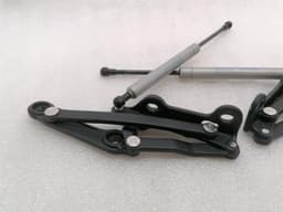 ASTON MARTIN Aston Martin Vantage V12 boat hinge 6G33-C42700-AG tailgate hinge — thumbnail 7