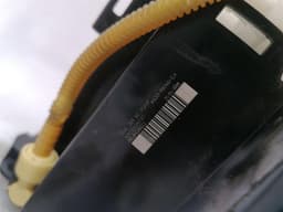 ASTON MARTIN ASTON MARTIN DBS V12 08-12 Fuel Pump Electric 6G33-9B260-CA Fuel Pump — thumbnail 6