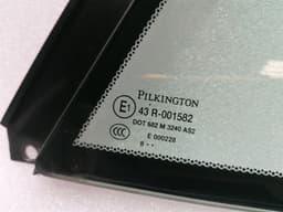 ASTON MARTIN ASTON MARTIN DBS V12 08-12 Left Rear Quarter Glass 4G43-76-11087 Door Window 1⁄4 — thumbnail 2