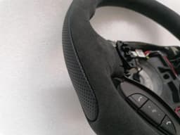 ASTON MARTIN OEM AMR ASTON MARTIN VANTAGE V8 VANTAGE V12 STEERING WHEEL ED23-3600-BA — thumbnail 3
