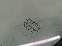 ASTON MARTIN ASTON MARTIN DB7 VANTAGE Right Rear Quarter Glass 76-90254 Door Window 1⁄4 Right — thumbnail 9