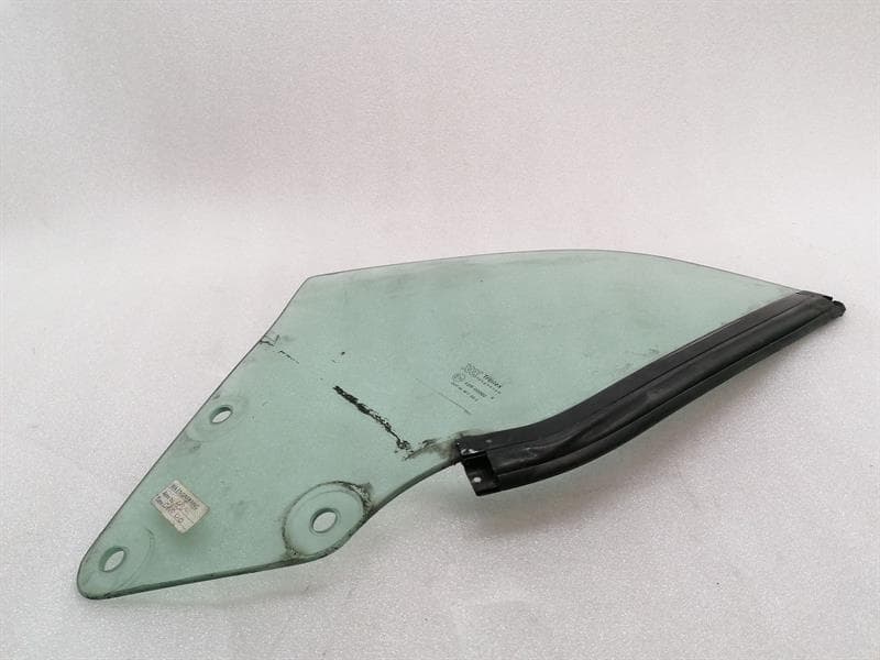 ASTON MARTIN ASTON MARTIN DB7 VANTAGE Right Rear Quarter Glass 76-90254 Door Window 1⁄4 Right