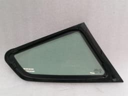 ASTON MARTIN Aston Martin Vantage Left Rear Quarter Glass 6G33-C29751-BA Door Glass 1/4 Rear — thumbnail 2