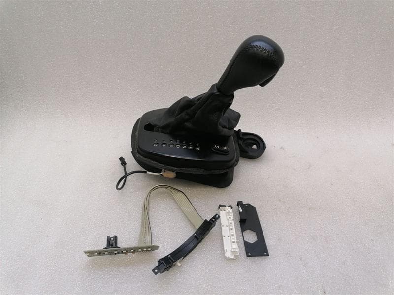 Aston Martin DB7 Vantage Gear selector 42-123382-AA shift gate