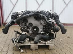 ASTON MARTIN 573HP 2016 ASTON MARTIN VANTAGE V12S 6.0 V12 ENGINE AM28 ENGINE COMPLETE SET — thumbnail 6