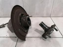 ASTON MARTIN ASTON MARTIN DB7 VANTAGE Left Rear Hub 26-120979-AC Wheel Bearing Housing Rear Link — thumbnail 3