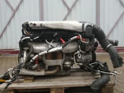 ASTON MARTIN 573HP 2016 ASTON MARTIN VANTAGE V12S 6.0 V12 ENGINE AM28 ENGINE COMPLETE SET — thumbnail 5