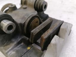 ASTON MARTIN Aston Martin Vantage Right Park Brake Caliper AD23-2C464-BB Parking Brake Caliper RE — thumbnail 4