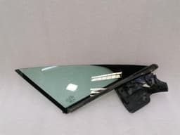 ASTON MARTIN ASTON MARTIN VANTAGE V12 Right Front 1/4 Glass 6G33-C21410-CA Door Window 1⁄4 Front — thumbnail 1
