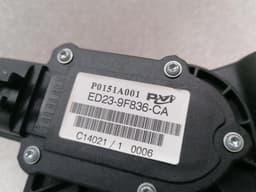 ASTON MARTIN ASTON MARTIN VANTAGE V12 Gas Pedal (Electrical) ED23-9F836-CA Accelerator Pedal — thumbnail 4
