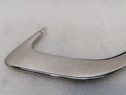 ASTON MARTIN Aston Martin Vantage V12 Right Body Moulding 6G33-C519A36-CB Strip Right — thumbnail 5