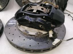 ASTON MARTIN ASTON MARTIN VANTAGE V12 CARBON CERAMIC BRAKE SET AD23-2C462-CB Braking System — thumbnail 5