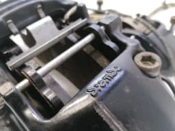 ASTON MARTIN ASTON MARTIN VANTAGE V12 CARBON CERAMIC BRAKE SET AD23-2C462-CB Braking System — thumbnail 9